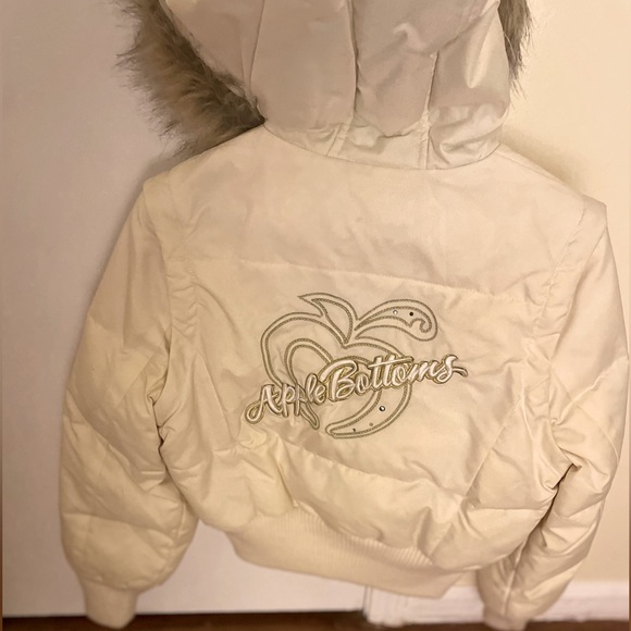 2000s Apple bottoms jacket - Picture 4 of 4